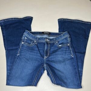 Express Mid Rise Stretch Bell Flare Jean - Size 6 Short